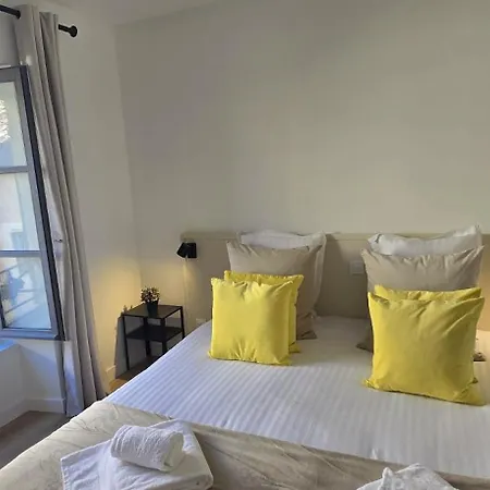 Le Patio De L'isle 2nd Duplex アパート ペリグー